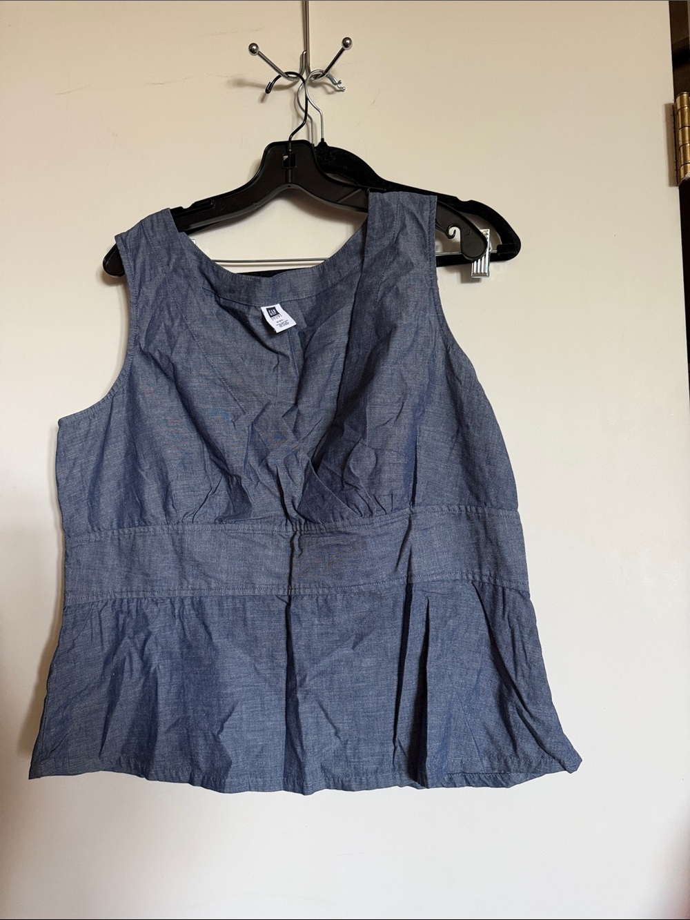 Gap Sleeveless Blue Chambray Peplum Top